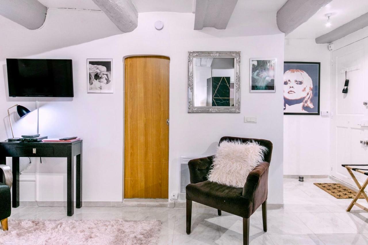 Artistic Antibes Apartment Exterior photo